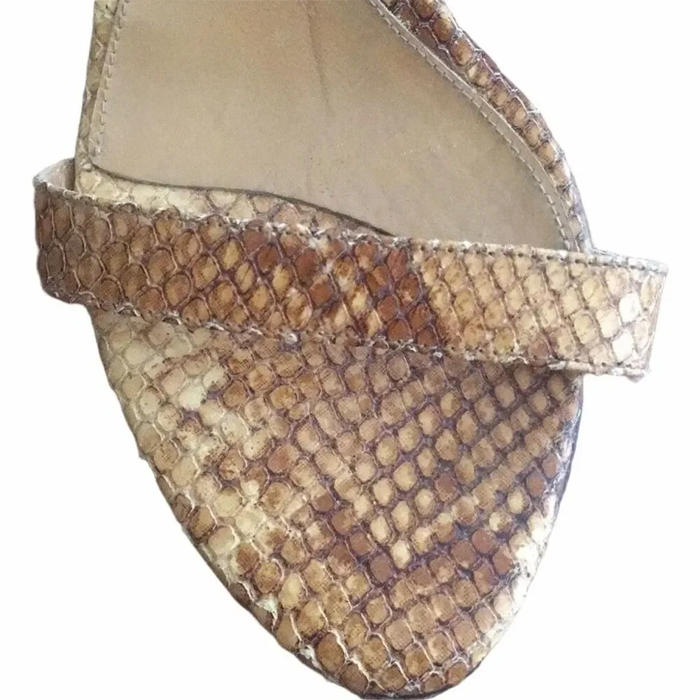 Joey Women's Animal Print Heals Size 6